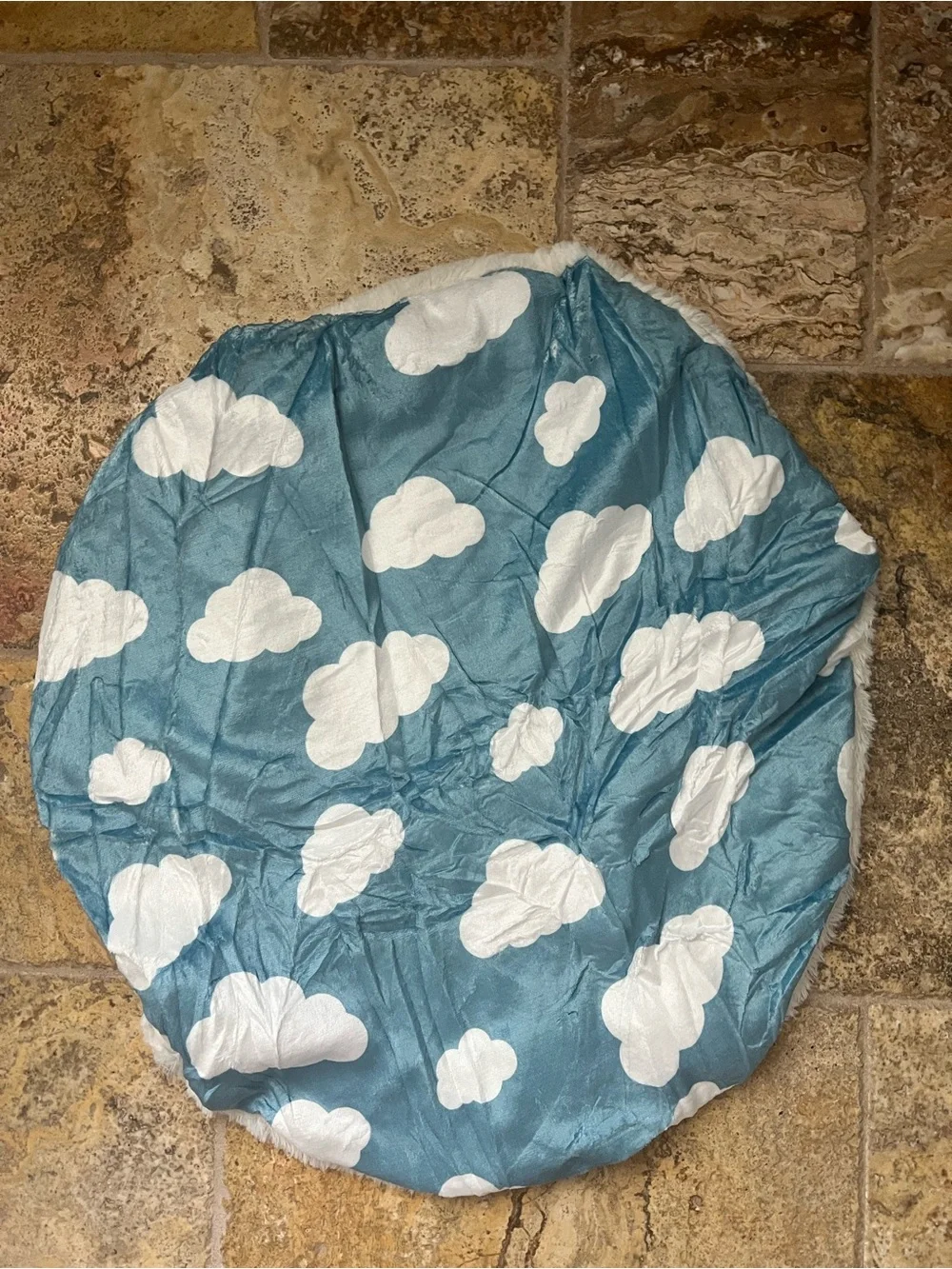 Kathfly 4 Pack Clouds Round Pet Mats for Home Travel.